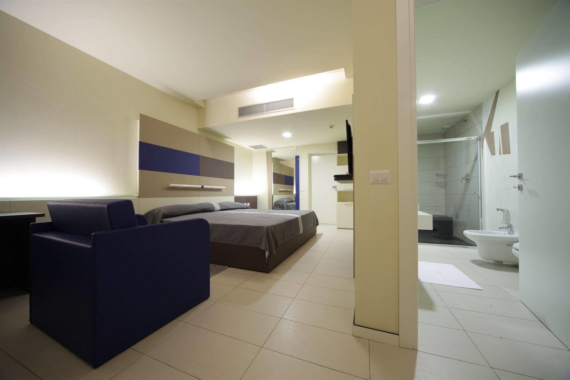 Motel Autosole Vip Castelnuovo Scrivia Exterior photo